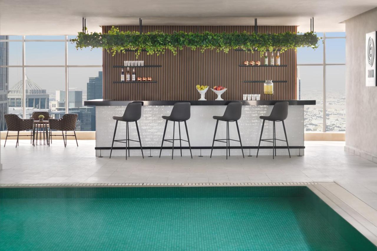 Hotel Element By Westin West Bay 5*