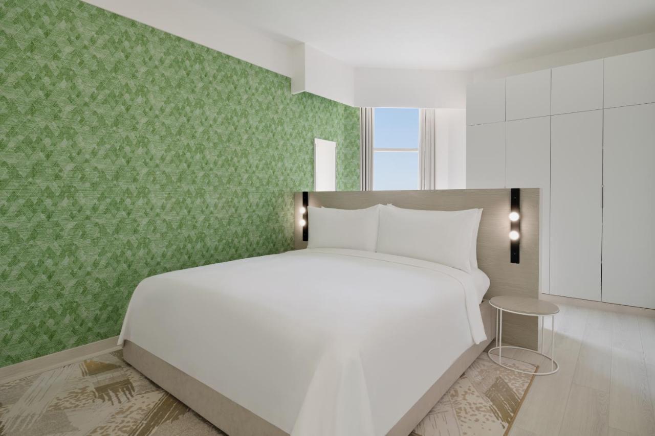 होटल Element By Westin West Bay